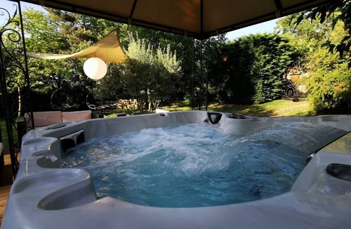 Hermitage-Tournonais-Herbasse-Pays de Saint-Felicien House | Guest rooms and table d'hôtes with swimming pool and jacuzzi