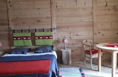 Bonlieu Bed & Breakfast | Guest rooms. Walk in 2 cv. Gift card