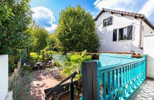 Chatillon House | GuestReady - Chic nature with a big backyard