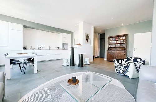 Grenoble City Centre Apartment | #GX Le Belgrade | Spacious T4 in the city centre 💎