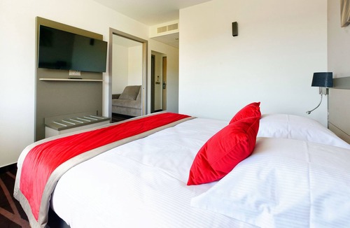 Vaux-les-Pres Hotel | Hôtel Akena Besançon