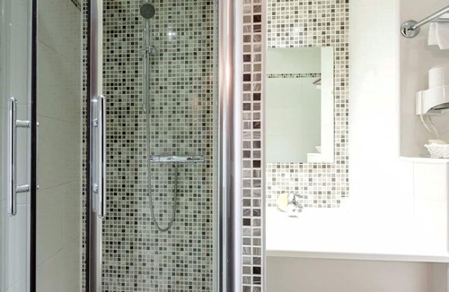 Tarare Hotel | Hôtel Burnichon