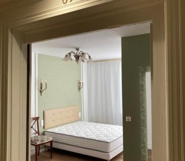 Pierrefontaine-les-Varans Hotel | Hôtel D’Artiste