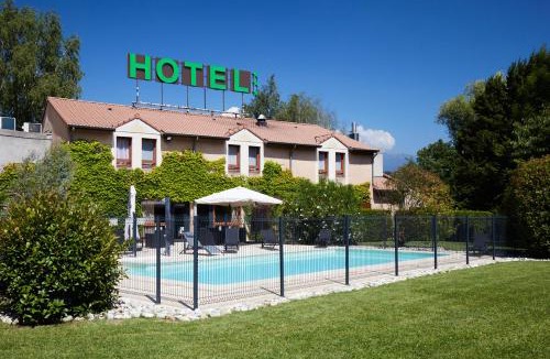 Claix Hotel | Hôtel des Trois Massifs, Grenoble Sud Claix