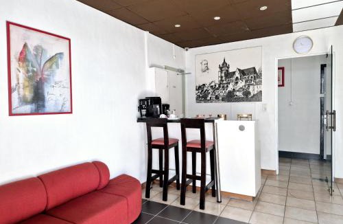 Paroisse Notre-Dame Hotel | Hôtel JurJura