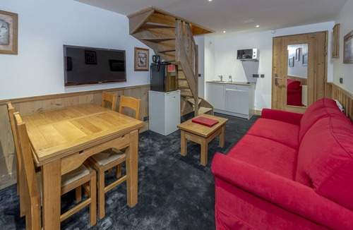 Meribel Centre Hotel | Hôtel L'Eterlou