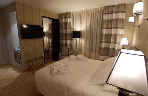 Romans-sur-Isere Hotel | Hôtel L'Orée du Parc