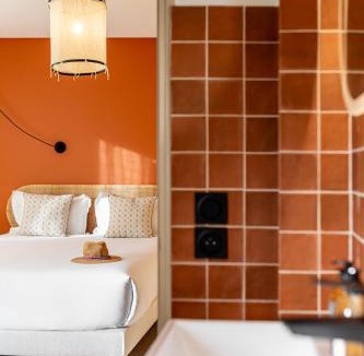 Venasque Hotel | Hôtel La Garrigue & Bar Le Perchoir