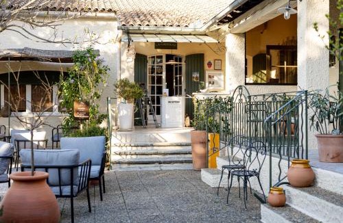 Venasque Hotel | Hôtel La Garrigue & Bar Le Perchoir