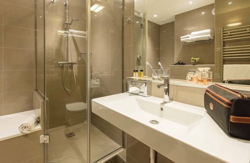 Antony Hotel | Hôtel Montbriand Antony