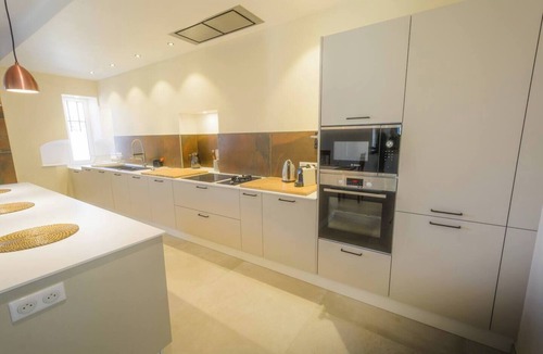 Etoile-sur-Rhone House | Hôtel Particulier & Seminar Loft (14 pers)