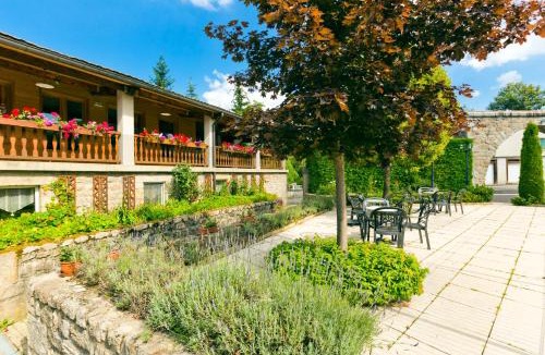 Saint-Romain Hotel | Hôtel Restaurant Au Pont de Raffiny