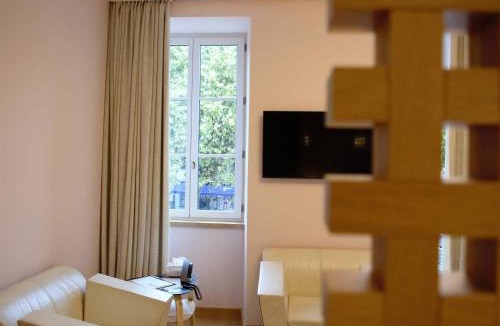 Marcillac-Vallon Hotel | Hôtel Restaurant Auprès d'Angèle