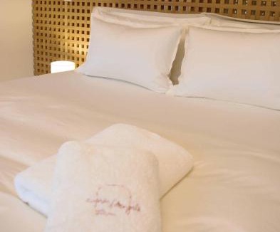 Marcillac-Vallon Hotel | Hôtel Restaurant Auprès d'Angèle