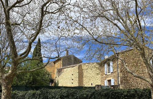 Colonzelle House | Haven of peace in stones