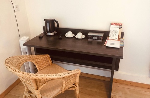 Ecueille Cottage | Hebergement 5 chb 5 SDB - 14 pers wifi cour