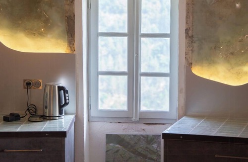 Montbrison House | Hermitage facing Mont Ventoux in Brantes