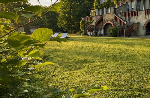 Ciel House | Herrschaftliches Anwesen Direkt am Fluss, Riesigem Park und Grosser Terrasse