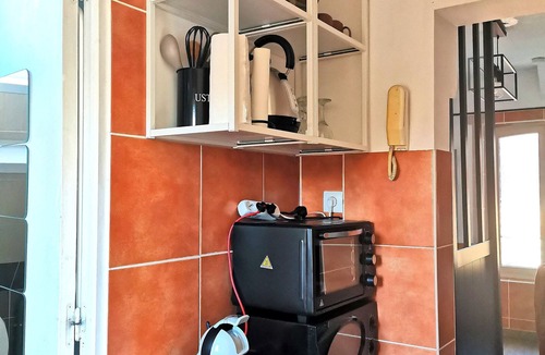 Villeneuve-le-Roi Apartment | Hestia Conciergerie, Charming Studio ALL INCLUSIVE