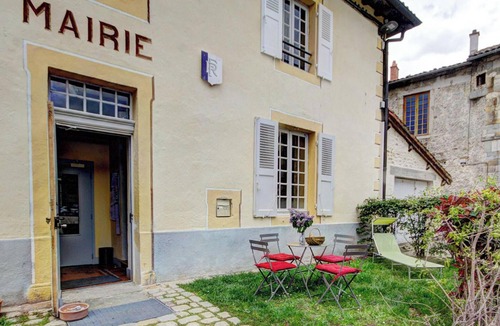 Sainte-Croix-en-Jarez Cottage | Historic cottage with Wi-Fi and pets allowed in Sainte-Croix-en-Jarez