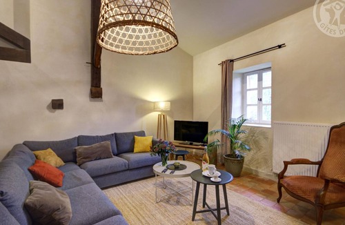 Sainte-Croix-en-Jarez Cottage | Historic cottage with Wi-Fi and pets allowed in Sainte-Croix-en-Jarez