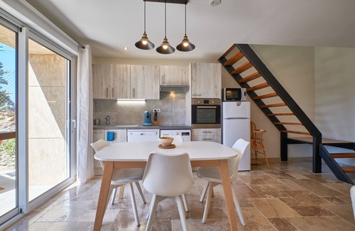 Saint-Hilaire-du-Rosier House | Holiday Home 'La Mottinière' with Private Terrace and Wi-Fi