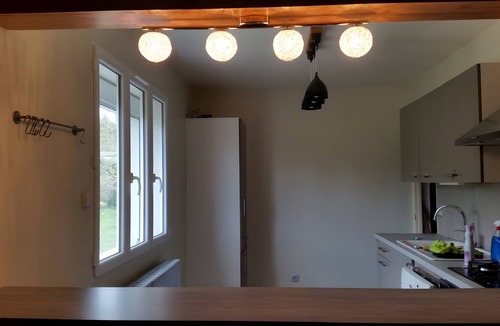 Deux Rivieres House | Holiday Home “Chez David et Dominique” with Terrace, Balcony & Wi-Fi