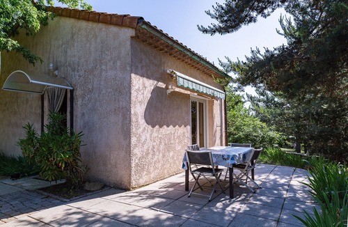 Colombier-le-Vieux House | Holiday Home 'Maisonnette Les Issignols' with Mountain View, Wi-Fi and Air Conditioning