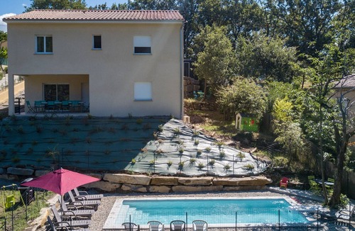 Vesseaux House | Holiday Home 'Gite 6 Personnes' with Mountain View, Wi-Fi and Air Conditioning