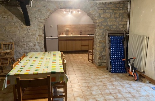 Molamboz House | Holiday Home 'Gîte Du Poisson Rouge' with Fireplace, Terrace, and Large Grounds