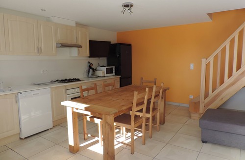 Saint-Julien-Labrousse House | Holiday Home 'Gîte Les Combes Claires' with Mountain View and Wi-Fi