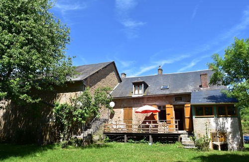 Gacogne House | Holiday Home in Gacogne with Garden, Terrace, Barbecue