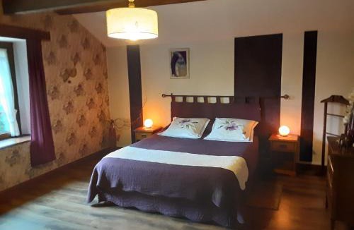 La Chapelle-aux-Bois House | Holiday Home in La Chapelle with Garden