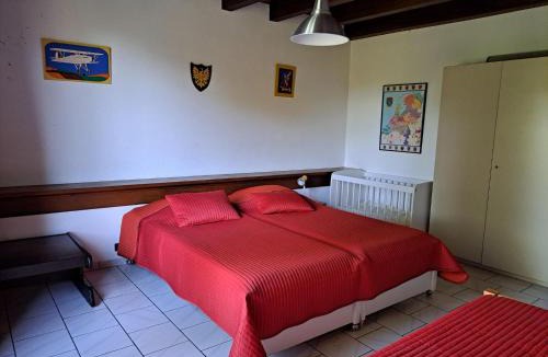 Vieure House | Holiday Home in Vieure near Lake and Garden
