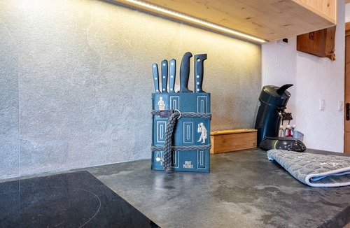Bessans House | Holiday Home 'L'attrape Rêves' with Mountain View and Wi-Fi