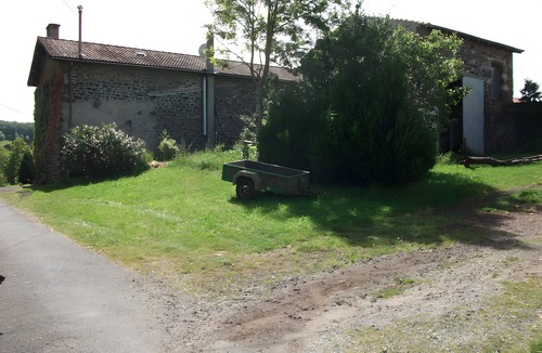 Blanzac House | Holiday Home “Le Paillassou” with Mountain View and Wi-Fi