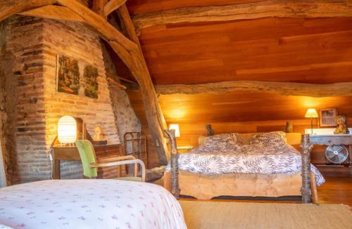 Chiddes House | Holiday Home Marguerite by Interhome