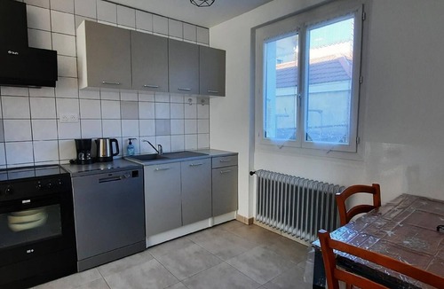 Champagnole House | Holiday house Champagnole for 1 - 6 persons with 3 bedrooms - Row house