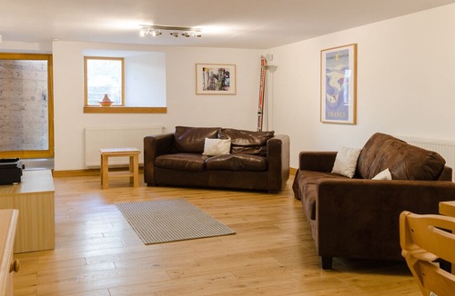 Peisey-Nancroix Villa | Home from home 5 bedroom chalet, log burner sauna and village location.