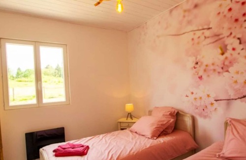 Fossemagne House | Homerez - Beautiful house for 4 ppl. with garden and terrace at Fossemagne