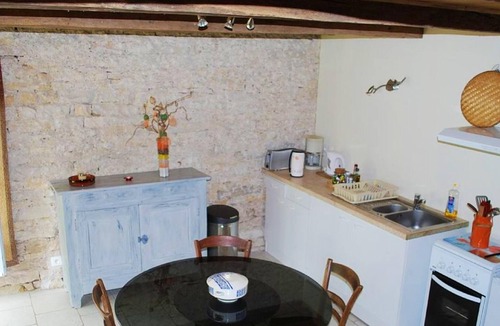 Plumont Apartment | Homerez - Beautiful studio for 4 ppl. with garden and terrace at Plumont