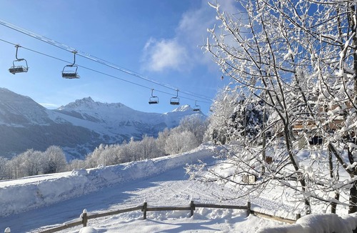 La Lechere Ski Chalet | Homerez - Chalet 1 km away from the slopes for 8 ppl. with terrace at La Léchère