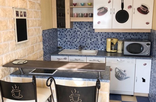 Les Iles Apartment | Homerez - Comfortable Apartment Metz 51m² + Parking