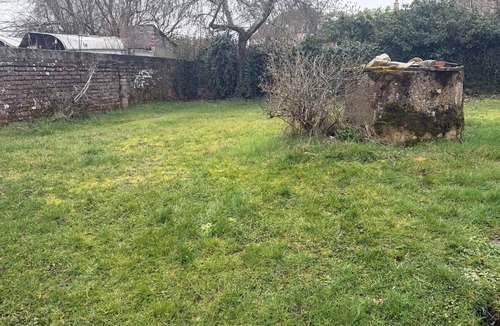 Rouvray (Cote-d'Or) House | Homerez - Cozy House in Rouvray with Garden - 30 m²