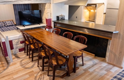 Echenans House | Homerez - Family home in Échenans, peaceful getaway