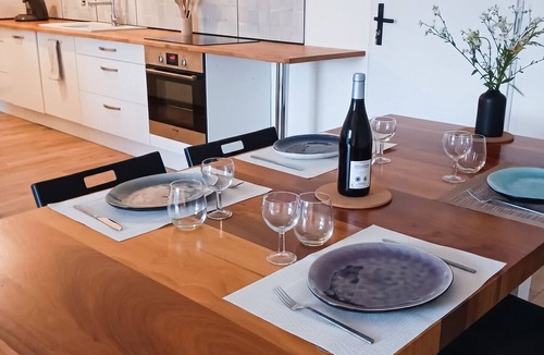 Veranne House | Homerez - Holiday home near Véranne