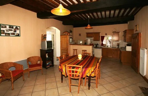 Charcenne House | Homerez - House in Charcenne