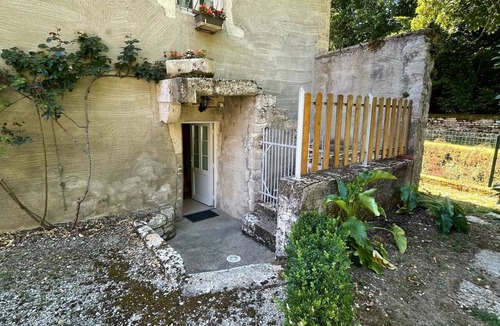 Charcenne House | Homerez - House in Charcenne