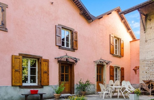 Chirens House | Homerez - House in Chirens