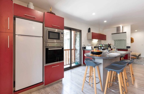 Guchan House | Homerez - House in Guchan, mountain view